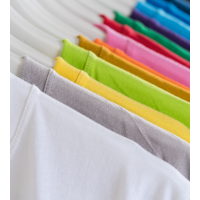 Tips for Buying Plain T-Shirts in Bulk Without Compromising Quality